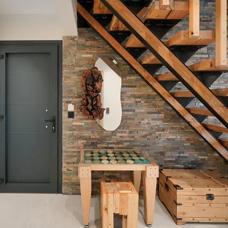 5 By Gd דירה לימנאס